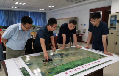 中電科天地信息網(wǎng)絡(luò)研究院領(lǐng)導(dǎo)到遙感信息公司考察交流，共謀遙感信息系統(tǒng)發(fā)展新篇章